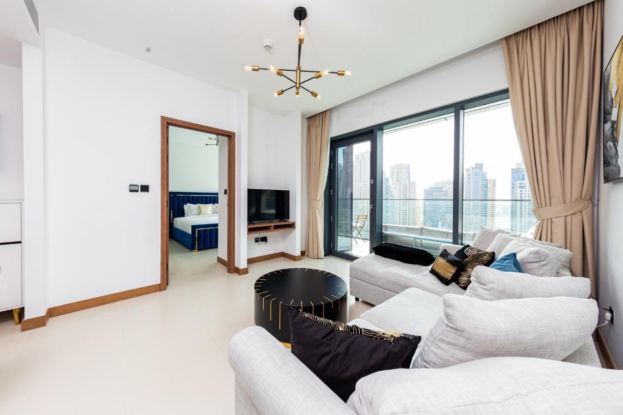 Brand-new 1 Bedroom With Full Marina View Appartamento *